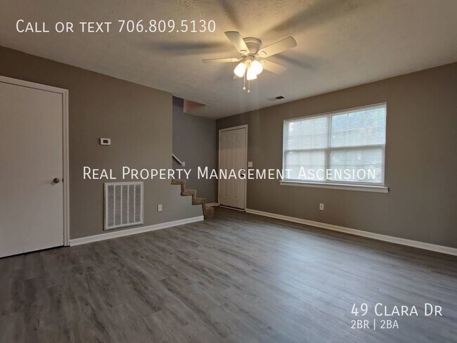 Building Photo - Just Right! Ringgold 2 Bed 1.5 Bath