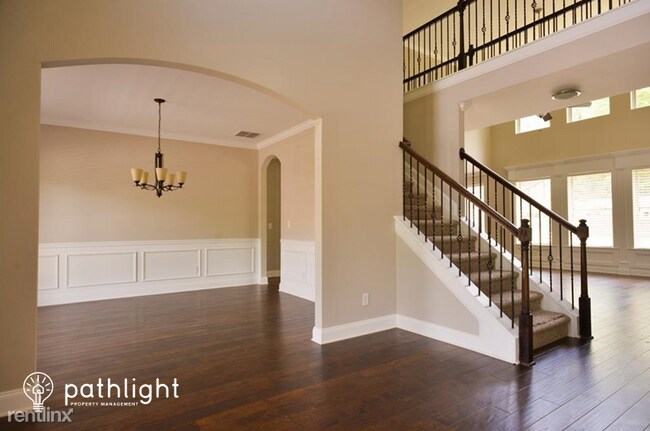 Foto del edificio - 5 br, 4 bath House - 1818 Great Shoals Cir...