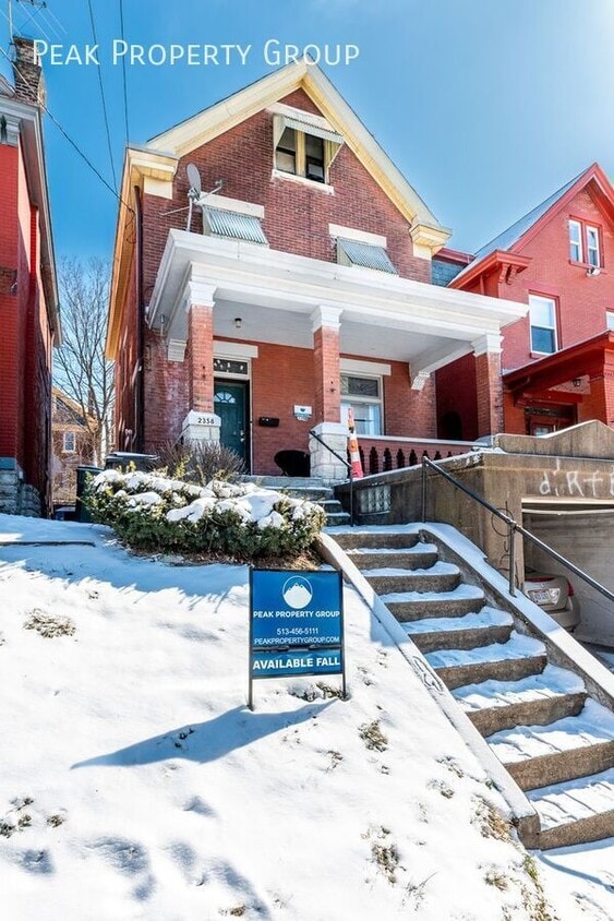 Photo - 2358 Stratford Avenue-