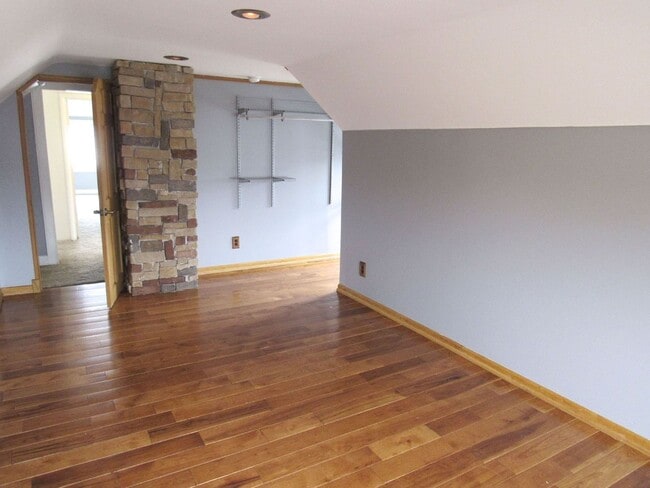 Foto del edificio - 303-305 11th St SE