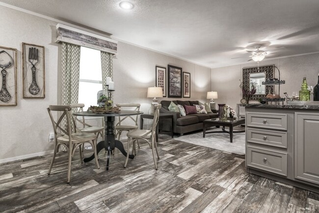Building Photo - 5504 Blindmans Cove