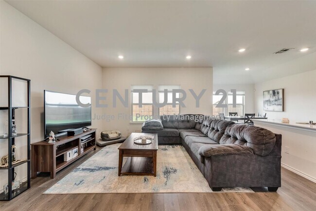 Foto del edificio - Stunning 3/2/2 in Community ISD For Rent!