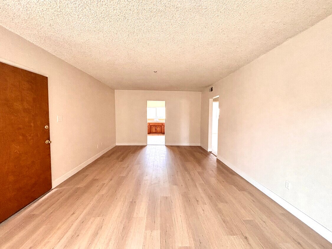 Foto principal - 524 N 21st St
