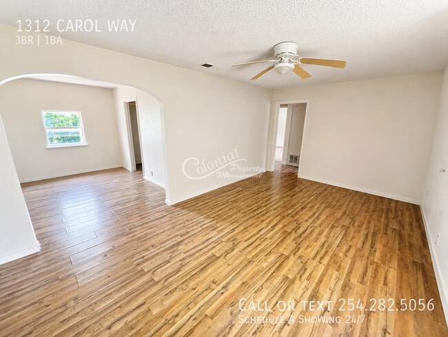 Foto del edificio - 1312 Carol Way