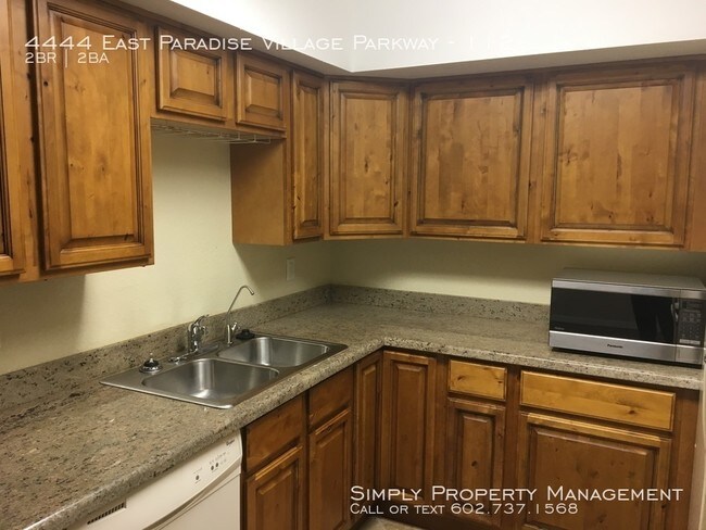 Foto del edificio - 4444 E Paradise Village Pkwy N