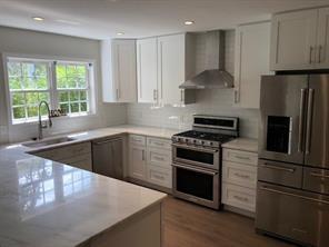 Primary Photo - 107 N Cottages Dr