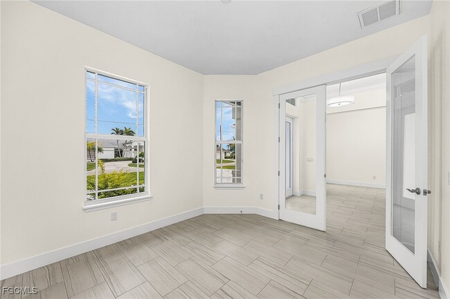 Foto del edificio - 3614 SE 17th Pl