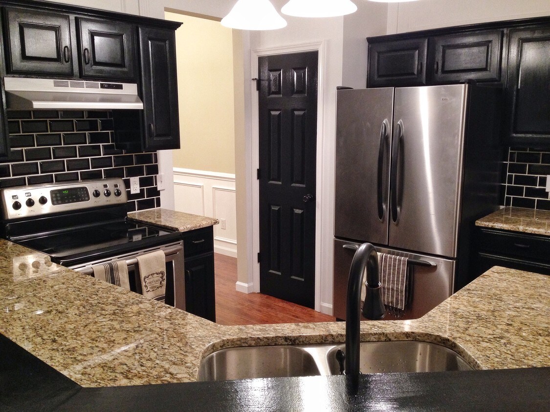 Foto principal - 1105 Wylam Dilly Ct