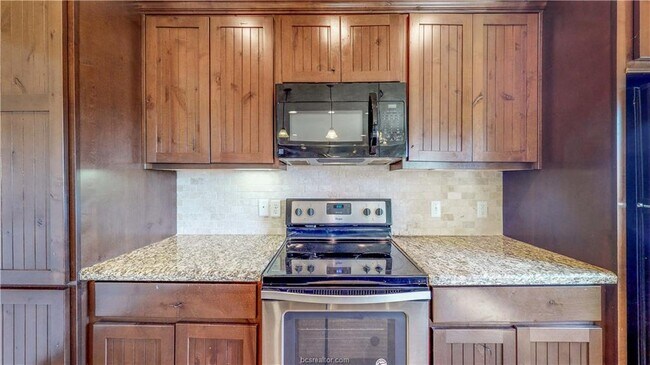 Building Photo - 3403 Cullen Trail