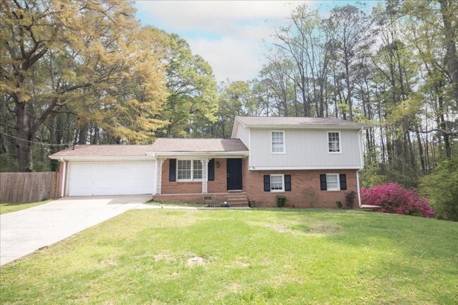 3/2 Home in Cul-De-Sac w/ 2 Car Garage and Large Bonus Room - 3/2 Home in Cul-De-Sac w/ 2 Car Garage and Large Bonus Room