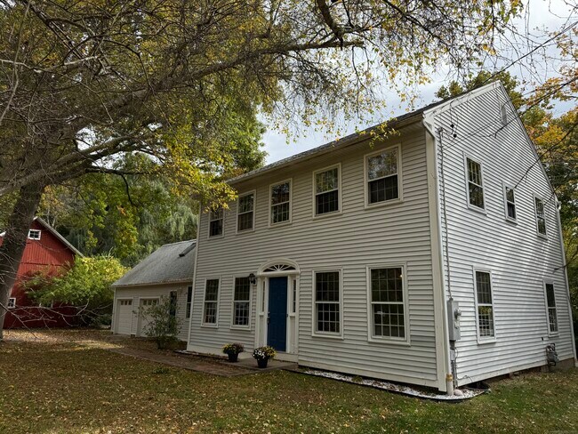 Foto del edificio - 6 Signal Hill Rd