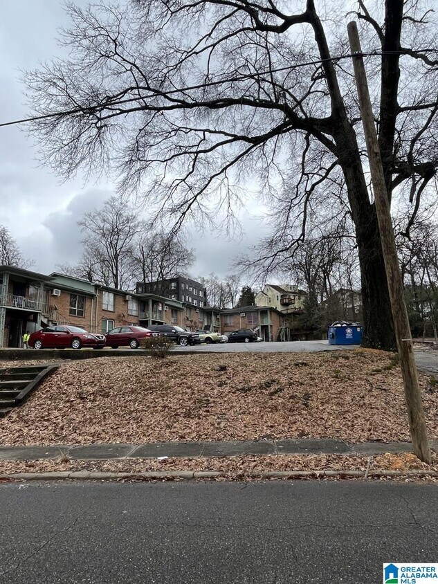 Primary Photo - 2637 Pike Rd