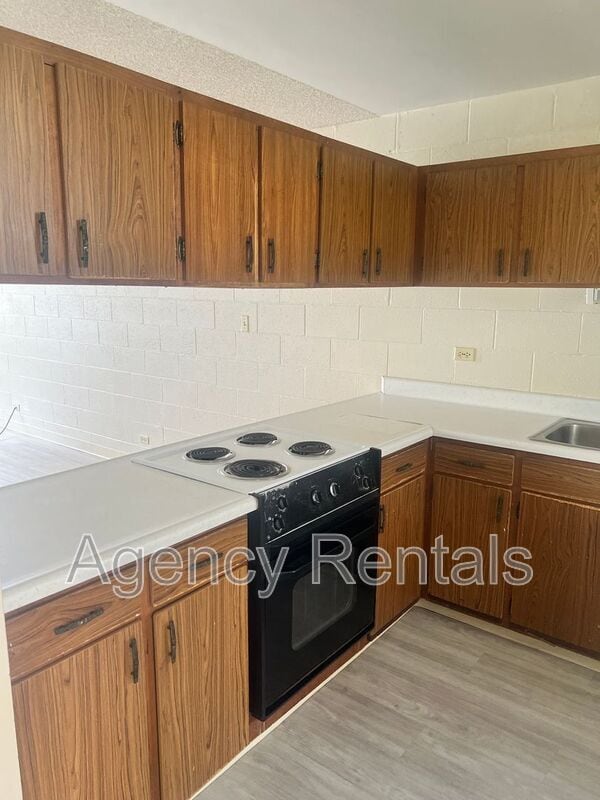 Building Photo - 5122 Likini St
