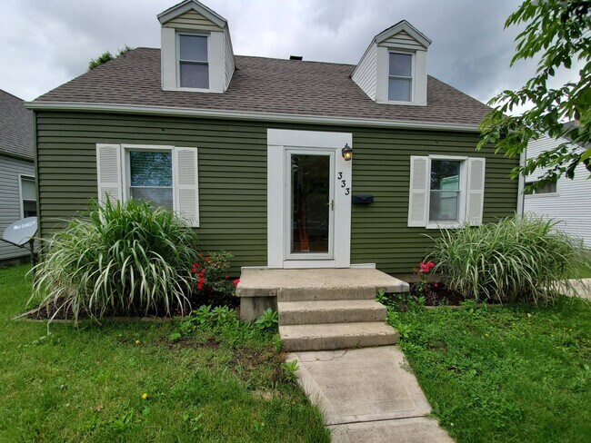 Foto del edificio - 4 Bedroom 1 Bath Home