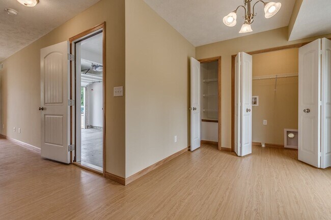 Building Photo - BELOW MARKET RENT!