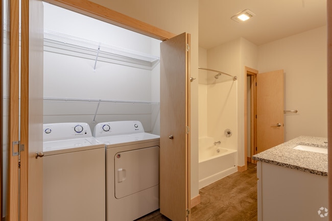 2BR, 2BA - C1 - Cross Hill Heights