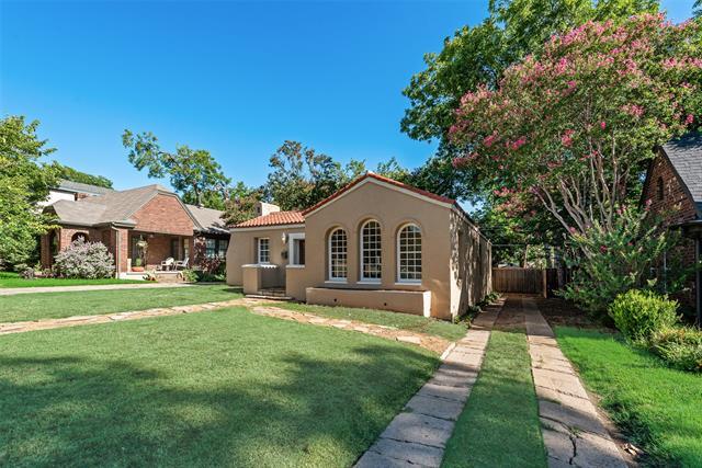 Foto del edificio - 811 Kidd Springs Dr