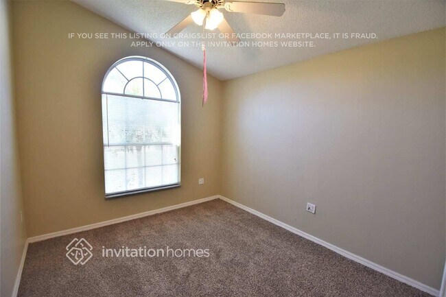 Building Photo - 226 Manoel Ln