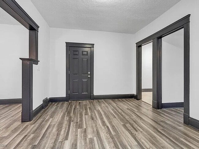 Foto del edificio - 1064 E 78th St