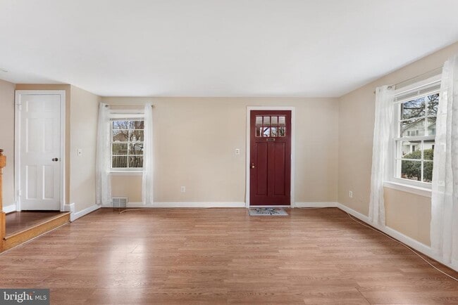 Building Photo - 4763 1st St N