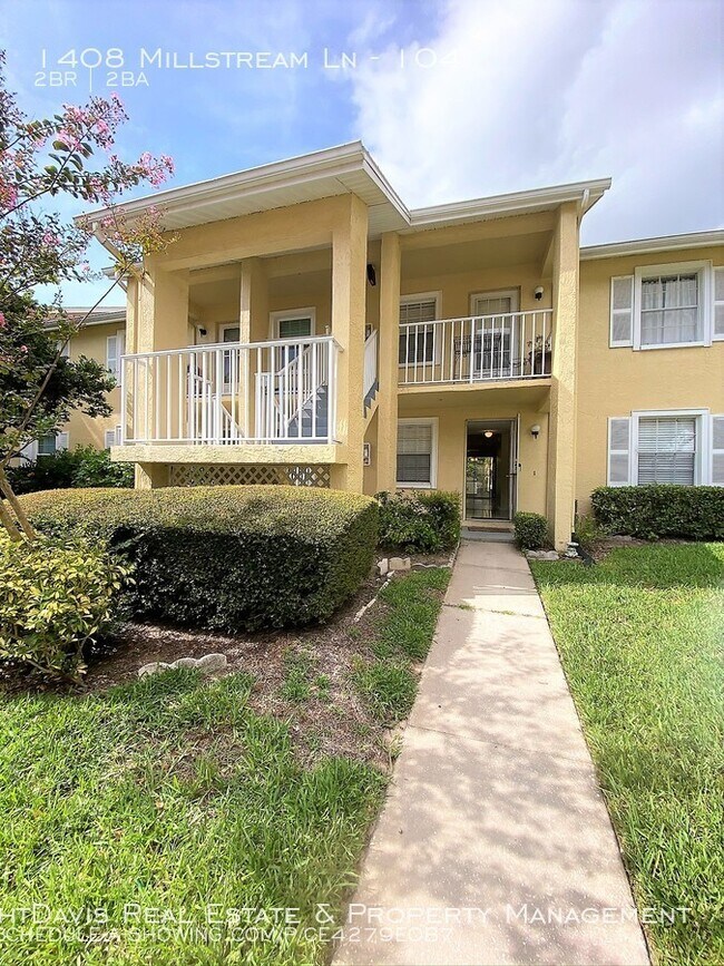 Foto del edificio - Lake Tiffany of Dunedin Offers 2/2!