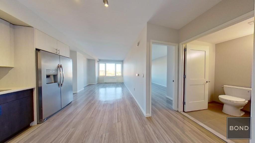 Foto principal - 178-02 Hillside Ave.