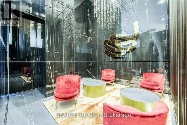 Building Photo - 11 Yorkville Ave