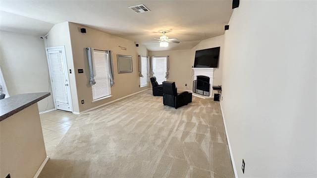 Foto del edificio - 609 Rain Lily Dr