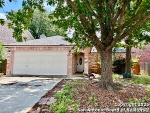 Foto principal - 6322 Regency Wood