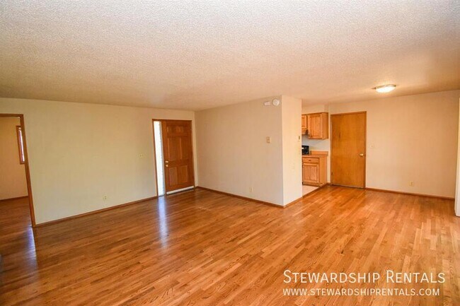 Foto del edificio - 1183 Skipper Ave
