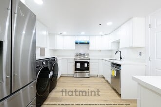 Building Photo - 4646 S Willow St