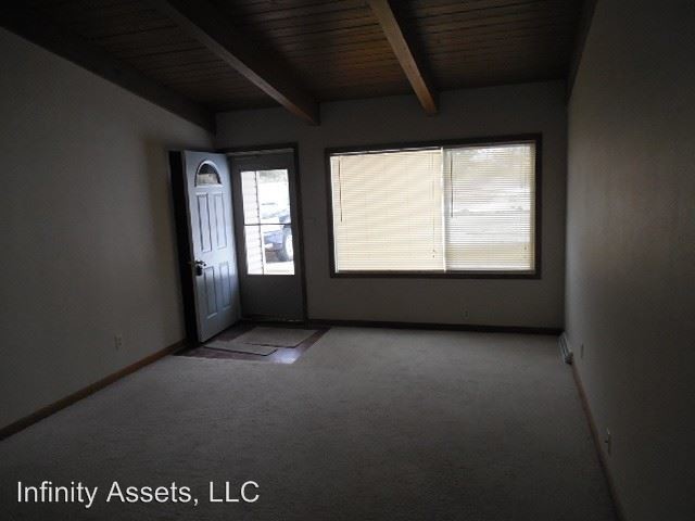 Building Photo - 1514-1516 Muldoon Dr