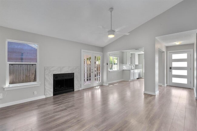 Building Photo - 12321 Emery Oaks Rd