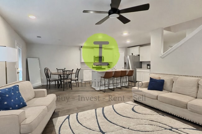 Foto del edificio - Stunning 5 Bed, 3 Bath Home Built in 2023. Close to Maxwell!