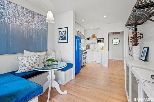 Foto del edificio - 2762 Union St