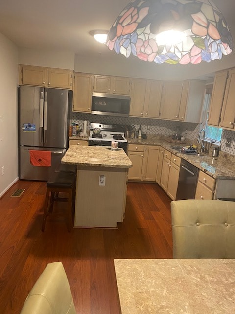 Foto del edificio - 18830 Harmony Woods Ln