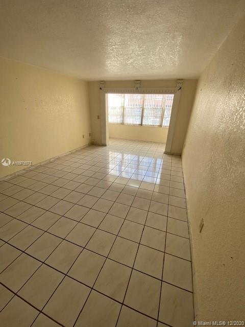 Foto del edificio - 1305 W 46th St