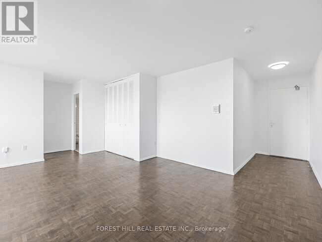 Building Photo - 7-1817 Jackes Ave