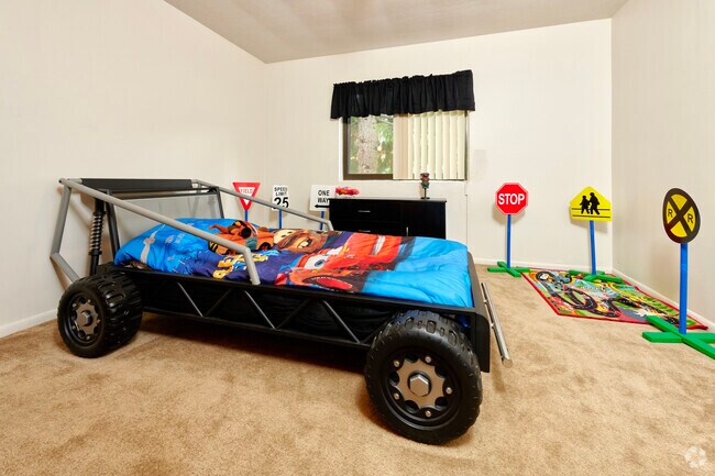 2BR, 1BA-900SF Second Bedroom - Greece Commons