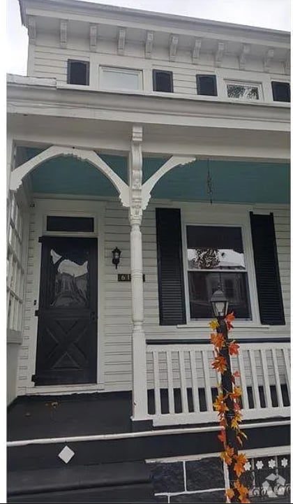 Building Photo - 6121 Walton Ave