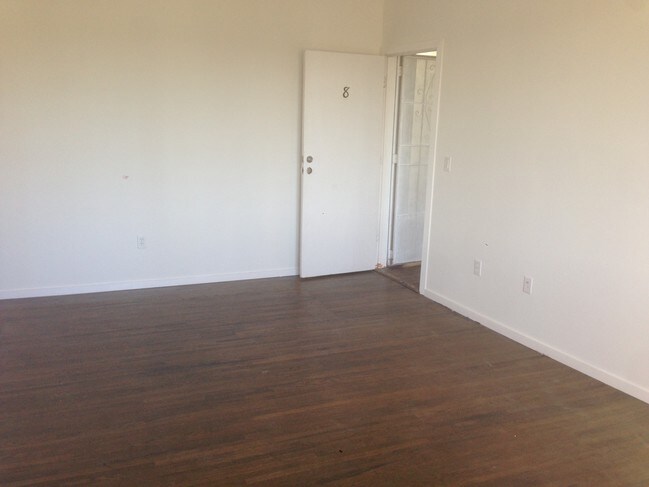 Building Photo - 4632 W Washington Blvd