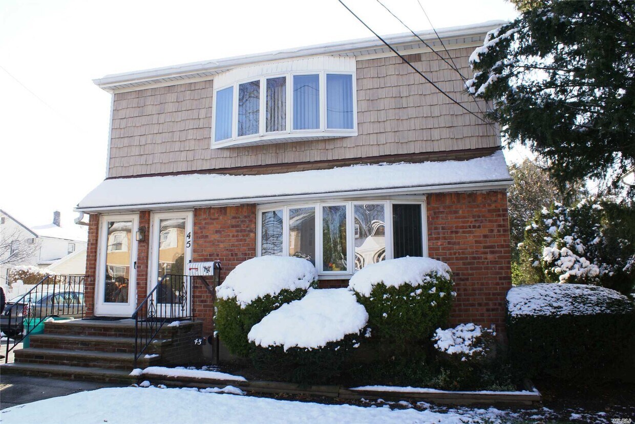 Primary Photo - 45 Cherry Ln