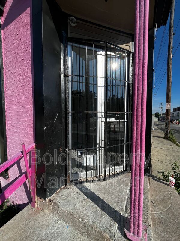 923 Buttonwood St Unit commercial, Reading, PA 19604 Condo for Rent