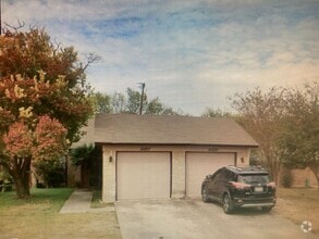 Building Photo - 14427 Edgemont St