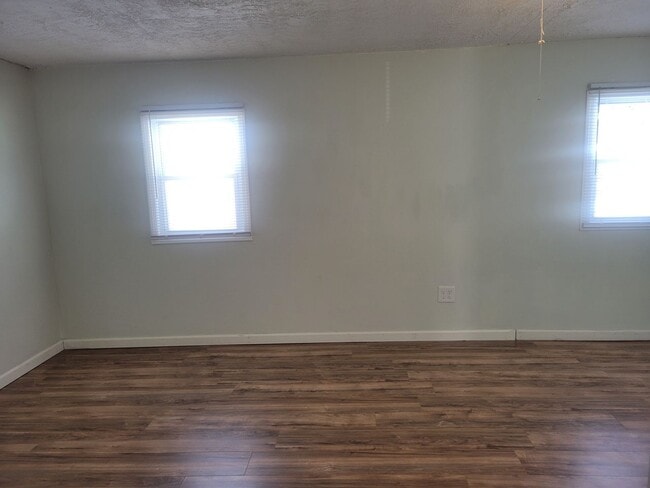 Foto del edificio - 4440 Saint Ann Ln