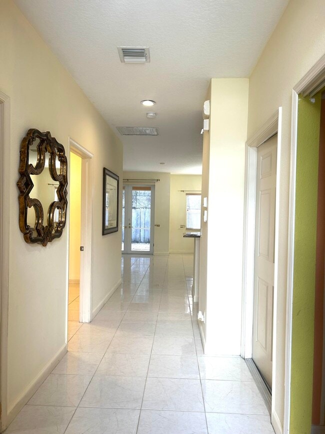 Building Photo - 2017 Prairie Key Rd