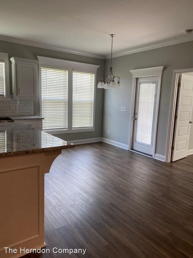 Foto del edificio - 4 br, 2 bath House - 3816 Betty's Place