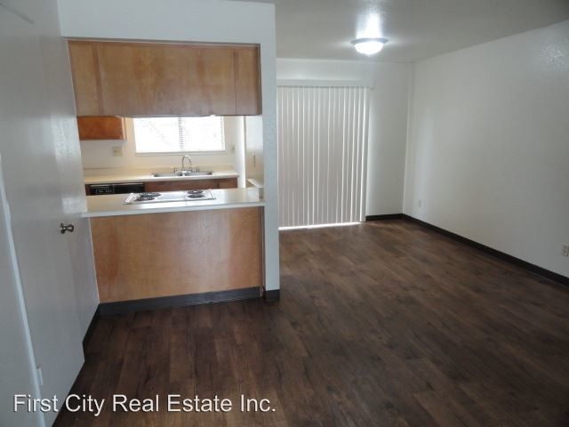 Building Photo - 182 Paddon Pl