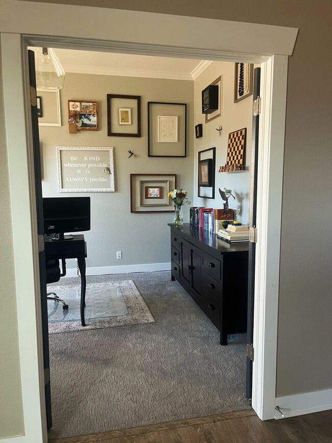 Building Photo - Central Park Summer Rental: Beautiful, Fully Furnished 5Bd/4.5Ba House