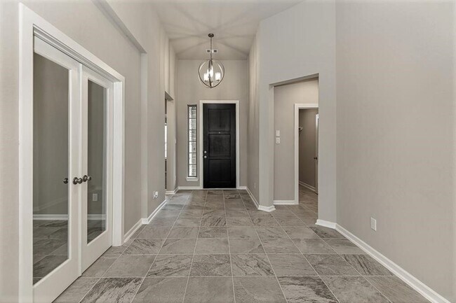Building Photo - 8426 Bay Orchard Dr
